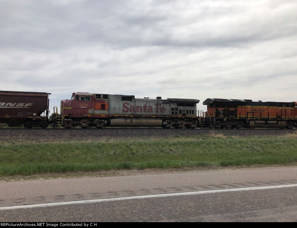 BNSF 676